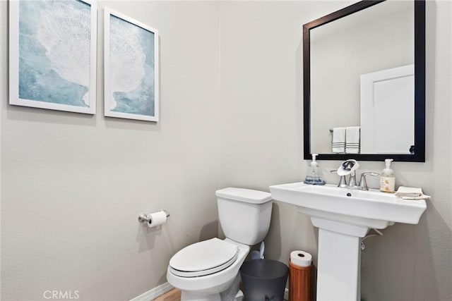 911 Santa Fe Ave Unit A, San Gabriel, CA 91776 - bathroom featuring toilet and baseboards
