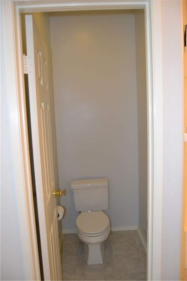 21 Veneto Ln, Aliso Viejo, CA 92656 - bathroom featuring toilet and tile patterned flooring