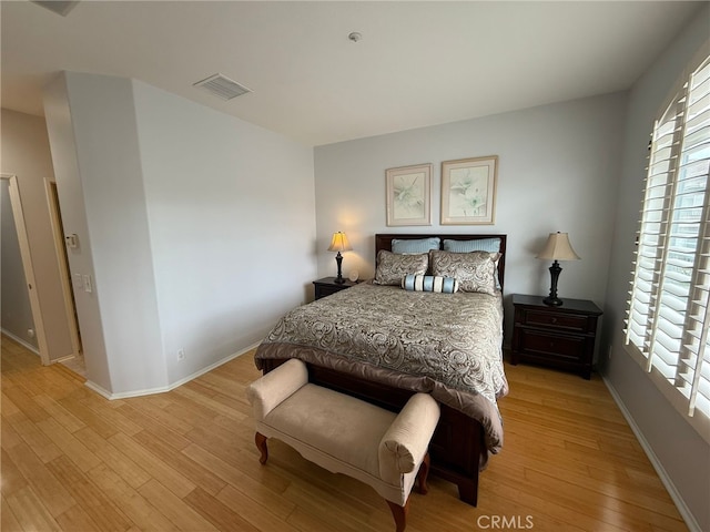 21 Veneto Ln, Aliso Viejo, CA 92656 - bedroom with light wood-type flooring and baseboards