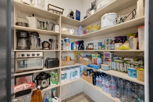 756 W 19th St Unit B, Costa Mesa, CA 92627 - view of pantry