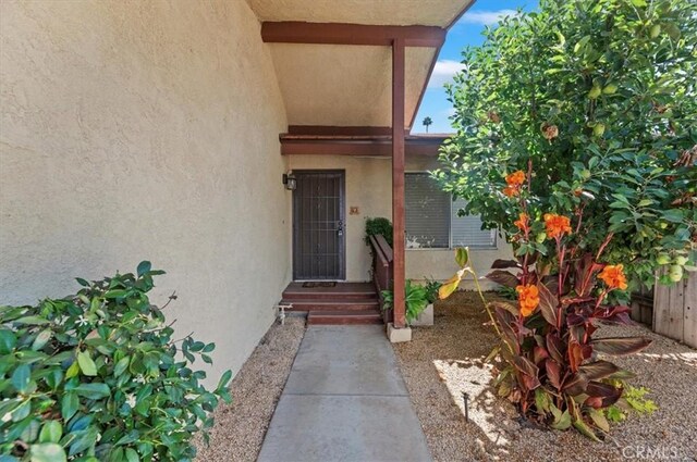 2747 Persimmon Pl, Riverside, CA 92506 - entrance to property with stucco siding
