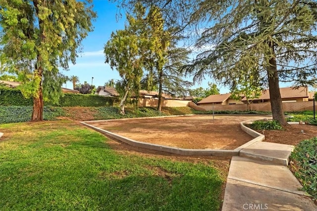 2747 Persimmon Pl, Riverside, CA 92506 - view of grassy yard
