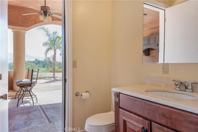 11110 Choctaw Dr, Bakersfield, CA 93308 - bathroom featuring vanity and ceiling fan
