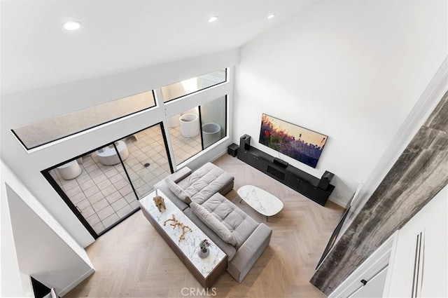 45 Morena, Irvine, CA 92612 - living area featuring recessed lighting
