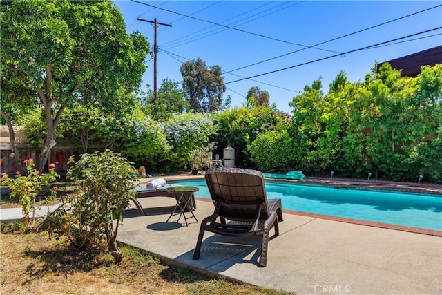 6535 Mary Ellen Ave, Valley Glen, CA 91401 - view of swimming pool with a patio area