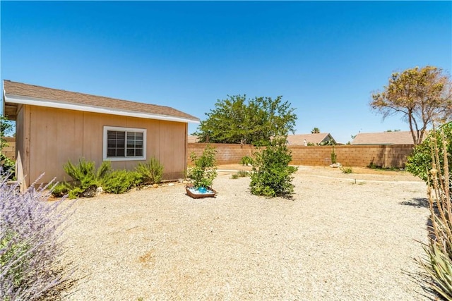 43733 6th St E, Lancaster, CA 93535 - view of fenced backyard