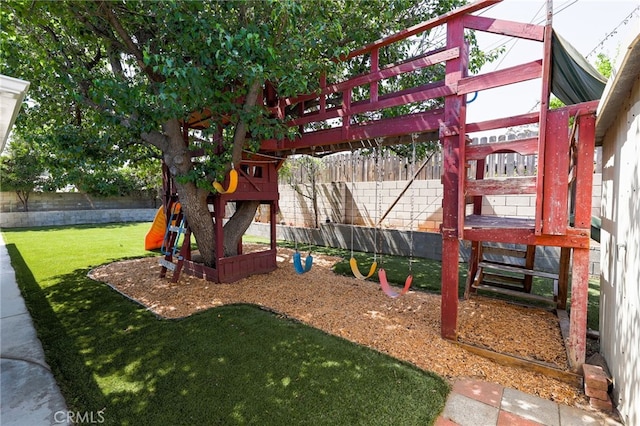 19615 E Tudor St, Covina, CA 91724 - view of play area featuring a fenced backyard