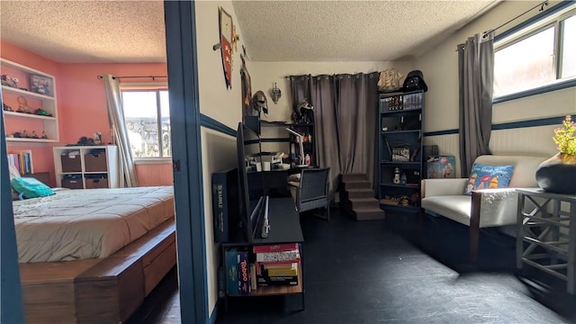522 S 5th St, Montebello, CA 90640 - bedroom with a textured ceiling
