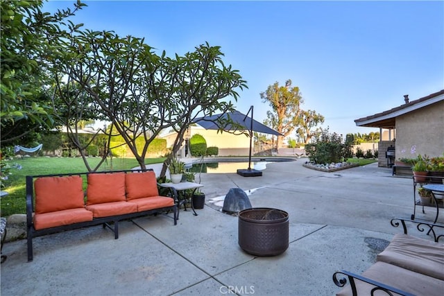 6073 Cameo St, Rancho Cucamonga, CA 91701 - view of patio with outdoor lounge area