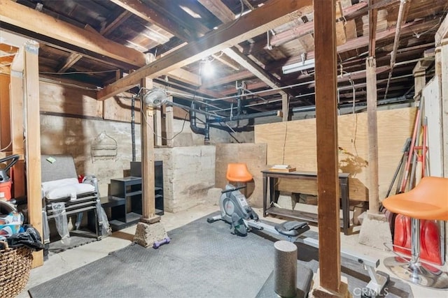 23717 Scenic Dr, Crestline, CA 92325 - view of workout area