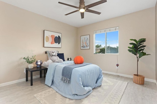 339 Alamo Way, Oceanside, CA 92057 - bedroom with light wood-type flooring and a ceiling fan
