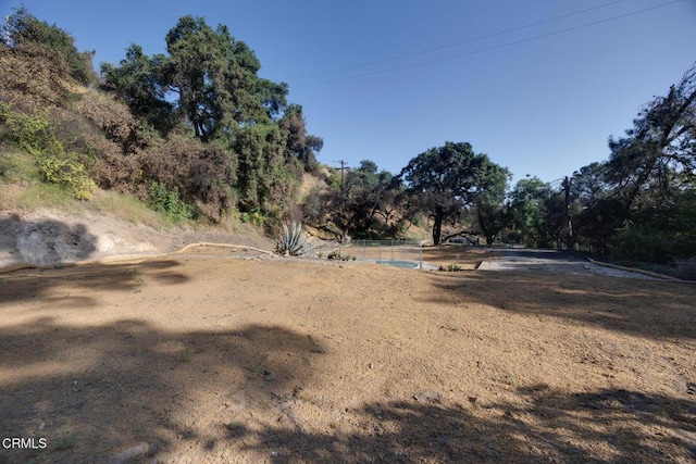 4011 Alzada Rd, Altadena, CA 91001