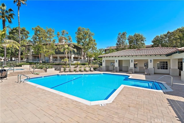 55 Rabano Unit 240, Rancho Santa Margarita, CA 92688 - community pool with a patio area