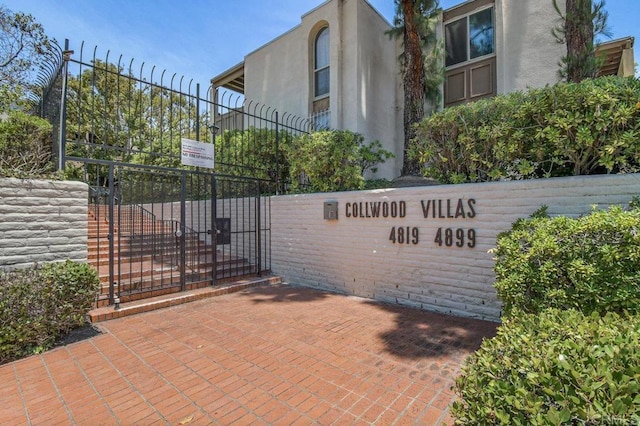 4833 Collwood Blvd Unit A, San Diego, CA 92115 - community / neighborhood sign featuring a gate