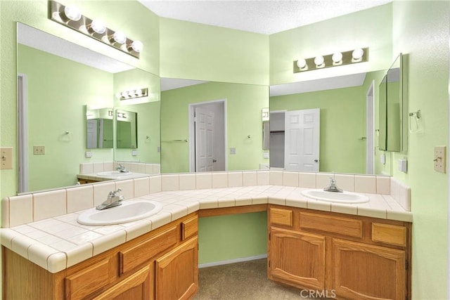 11714 Oak St, Apple Valley, CA 92308 - full bath with double vanity