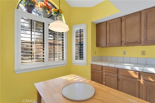 11714 Oak St, Apple Valley, CA 92308 - view of dining area