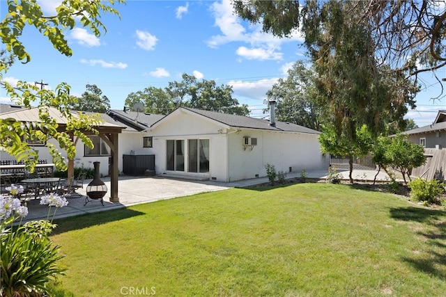 1094 Manzanita Ave, Chico, CA 95926 - rear view of house with a patio area and stucco siding