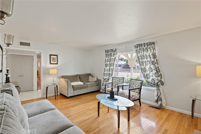 1094 Manzanita Ave, Chico, CA 95926 - living area featuring light wood finished floors and baseboards