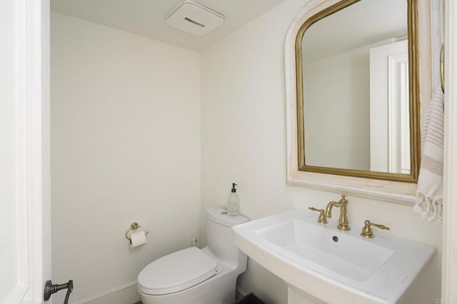 17274 Calle Mayor, Rancho Santa Fe, CA 92067 - half bath with a sink and toilet