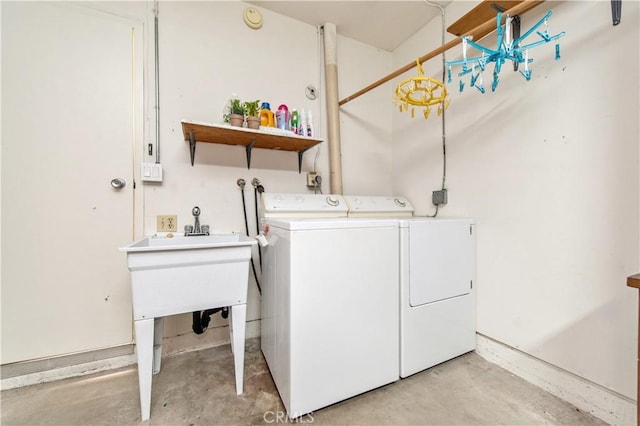 3238 San Amadeo Unit C, Laguna Woods, CA 92637 - laundry room with washer and clothes dryer