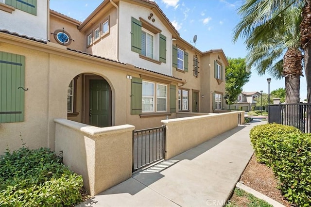 26327 Iris Ave Unit C, Moreno Valley, CA 92555 - view of property featuring a fenced front yard