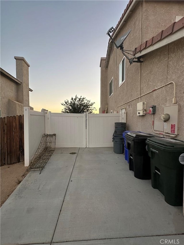 15654 Enfield Dr, Victorville, CA 92394 - photo 7
