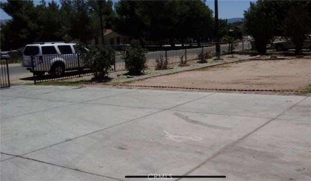10722 Banning Ave, Hesperia, CA 92345 - photo 2