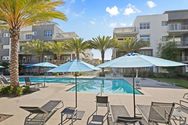 2035 Bravo Loop Unit 6, Chula Vista, CA 91915 - community pool featuring a patio area
