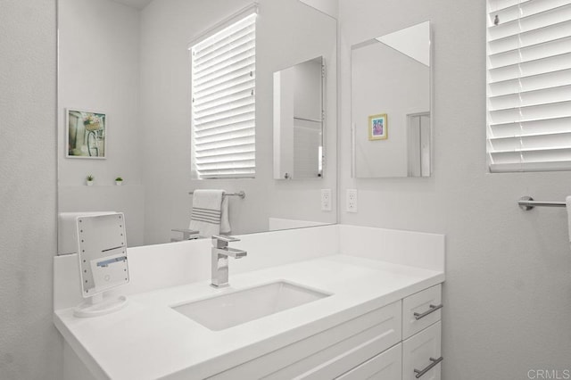 2035 Bravo Loop Unit 6, Chula Vista, CA 91915 - bathroom with vanity