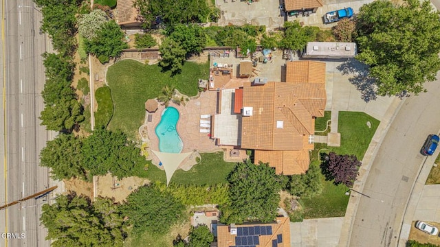 4665 Northridge Dr, Palmdale, CA 93551 - bird's eye view of a pool