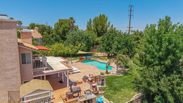 4665 Northridge Dr, Palmdale, CA 93551 - view of swimming pool featuring a patio and view of wooded area