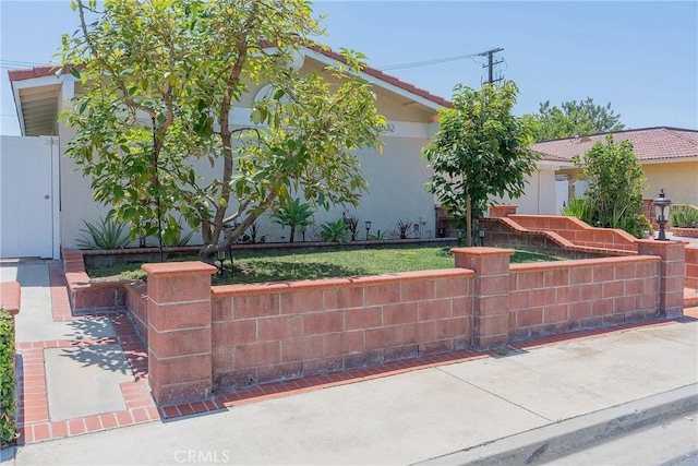 25532 Maximus St, Mission Viejo, CA 92675 - view of front facade with stucco siding and a tiled roof