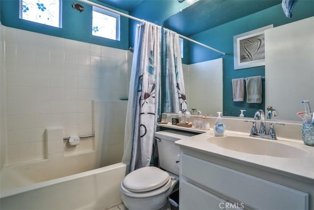 7331 Belpine Pl Unit 31, Rancho Cucamonga, CA 91730 - full bath featuring shower / bath combo and vanity