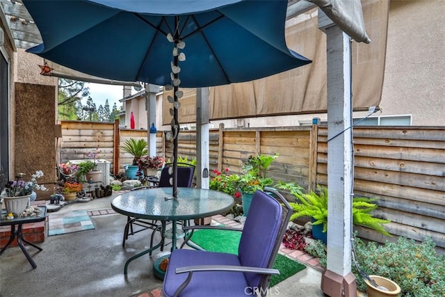 7331 Belpine Pl Unit 31, Rancho Cucamonga, CA 91730 - view of patio with outdoor dining area