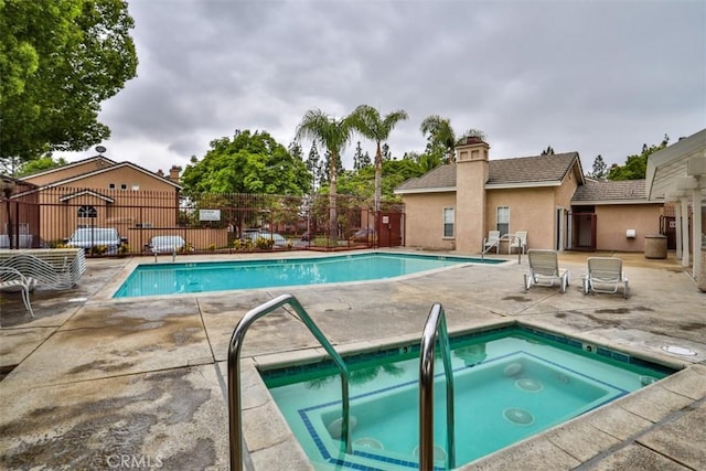 7331 Belpine Pl Unit 31, Rancho Cucamonga, CA 91730 - community pool featuring a community hot tub and a patio
