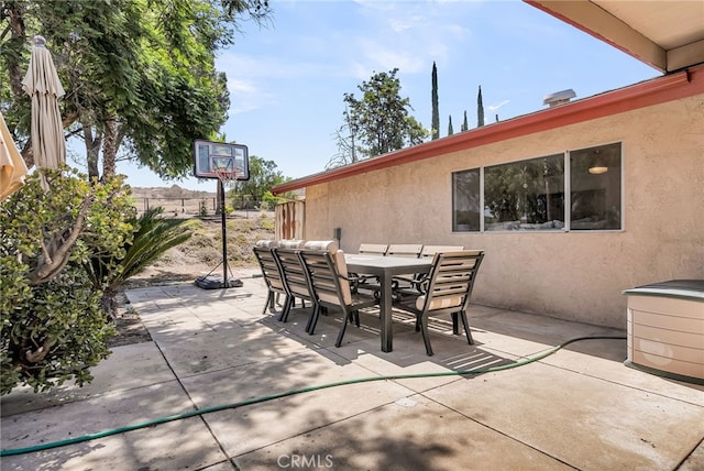 1239 Highridge St, Riverside, CA 92506 - view of patio / terrace featuring outdoor dining area