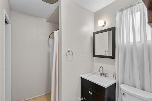 1529 Pomeroy Rd, Arroyo Grande, CA 93420 - bathroom with vanity and toilet