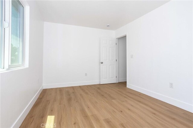 205 S Myrtle St, Bakersfield, CA 93304 - photo 14