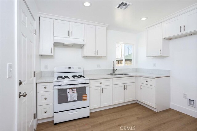 205 S Myrtle St, Bakersfield, CA 93304 - photo 10