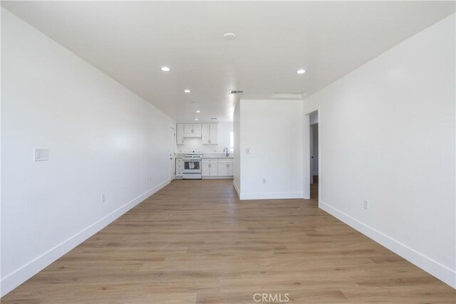 205 S Myrtle St, Bakersfield, CA 93304 - photo 6