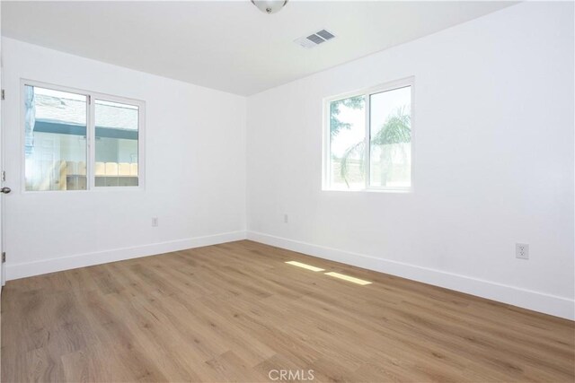 205 S Myrtle St, Bakersfield, CA 93304 - photo 12