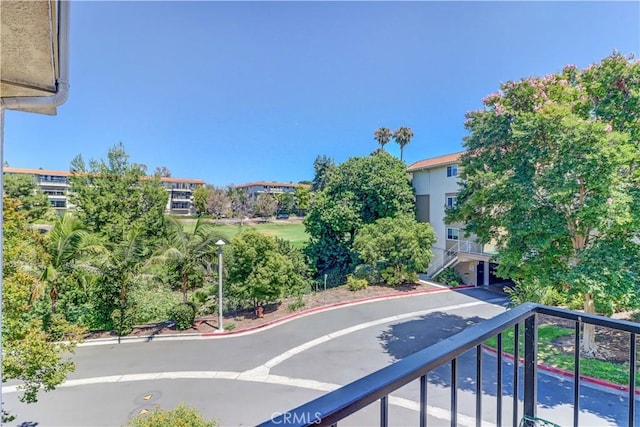 2391 Via Mariposa W Unit 2E, Laguna Woods, CA 92637 - view of balcony