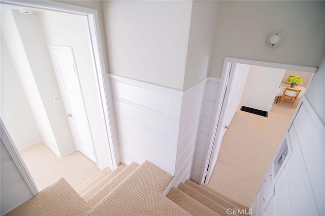251 W 112th St, Los Angeles, CA 90061 - stairway with carpet flooring