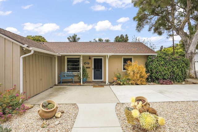 401 S Brent St, Ventura, CA 93003 - single story home featuring a shingled roof