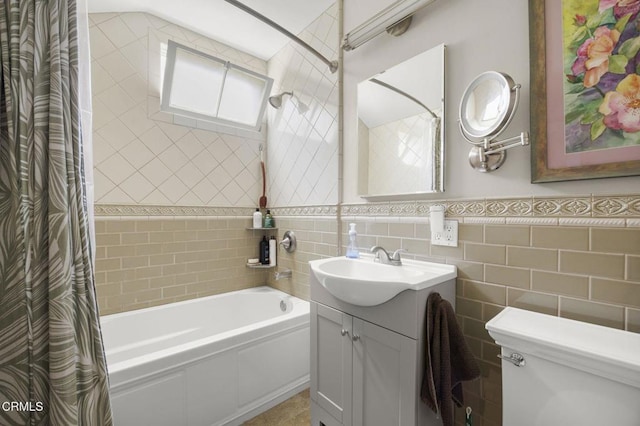 401 S Brent St, Ventura, CA 93003 - full bath with vanity, shower / tub combo with curtain, and a wainscoted wall