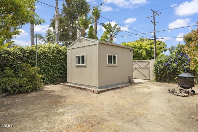 401 S Brent St, Ventura, CA 93003 - view of shed featuring a gate