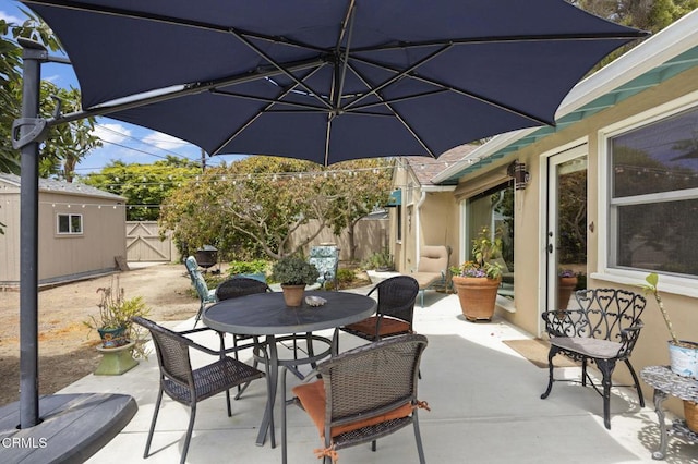 401 S Brent St, Ventura, CA 93003 - view of patio featuring outdoor dining space