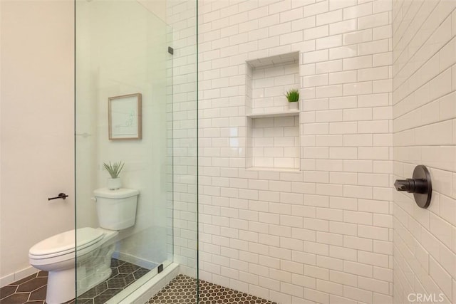 866 Central Park Dr, Paradise, CA 95969 - full bath featuring tiled shower and tile patterned floors