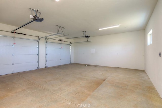 866 Central Park Dr, Paradise, CA 95969 - garage with a garage door opener