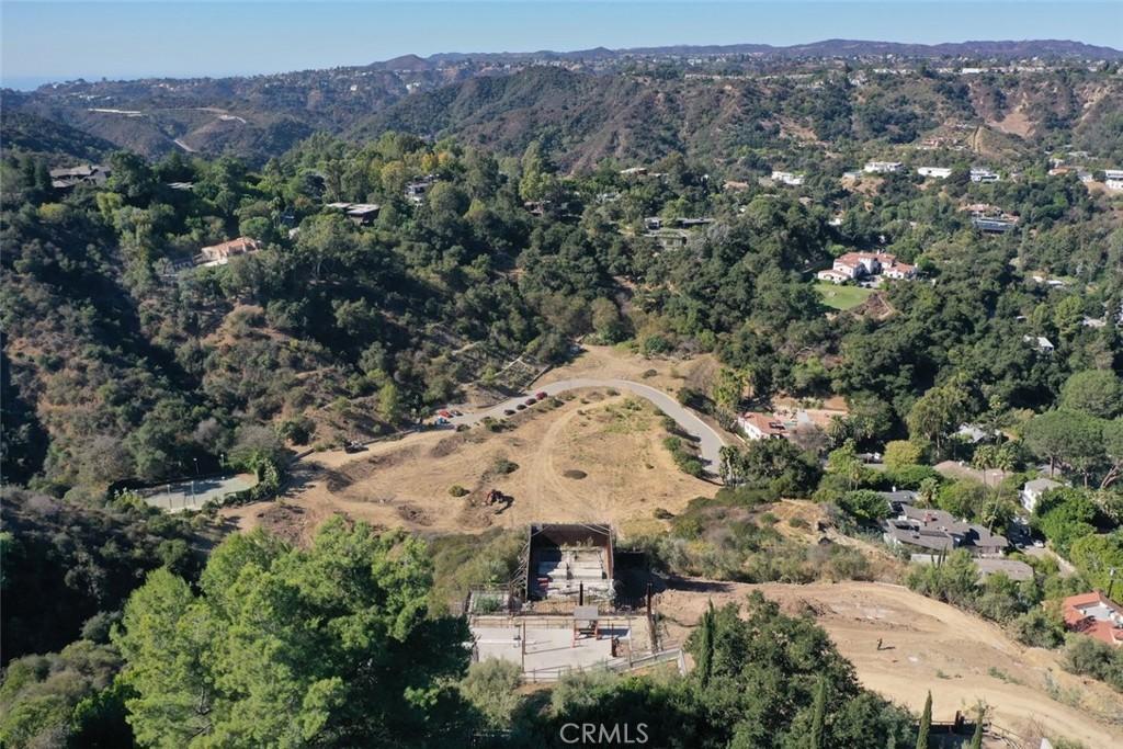 2451 Summitridge Dr, Beverly Hills, CA 90077